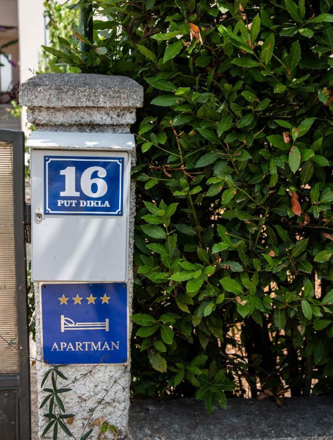 Iadertina Apartment ซาดาร์ ภายนอก รูปภาพ